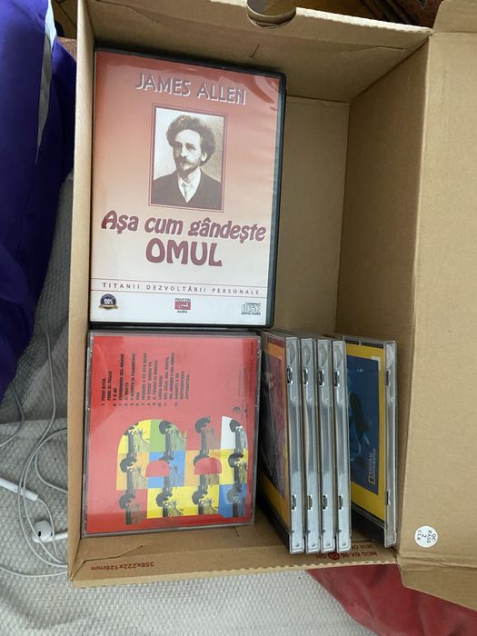 se vinde urgent dvd uri ,de muzica sau de filme