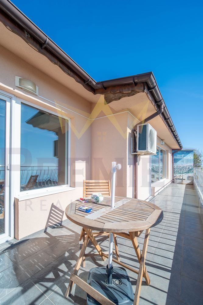 Продава се Двустаен апартамент в Варна, Бриз - 80 кв.м за 1875 €/кв.м - Снимка #3