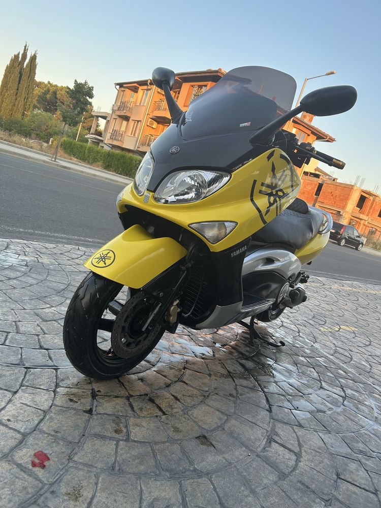 Yamaha T-max 500