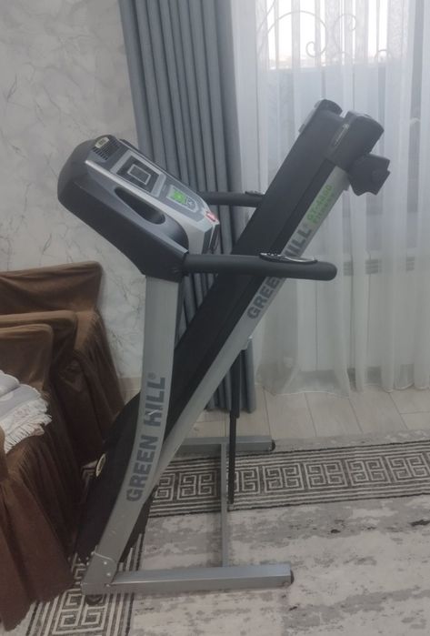 Беговая дорожка "GREEN-HILL"