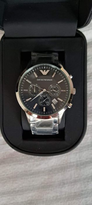 Нов Часовник Emporio Armani