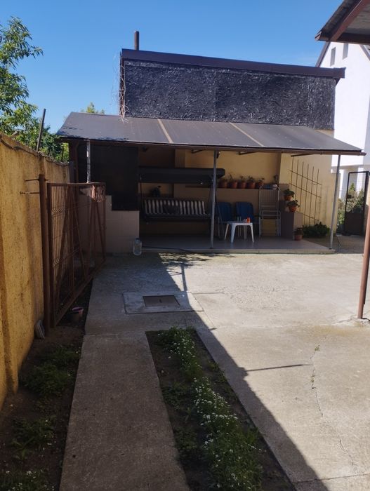 Vând casă 14 Mai(Lidl)