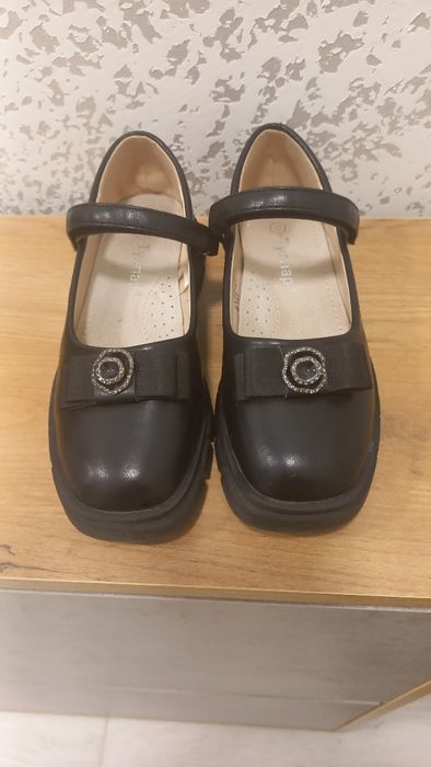 Детская обувь на девочку