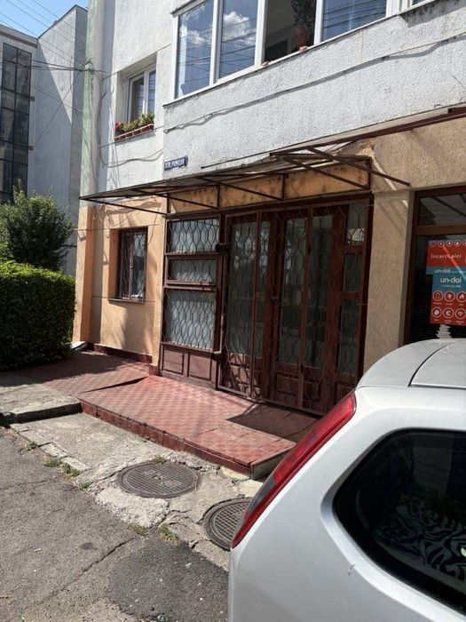 Spatiu comercial, 40 mp, intrare din strada, strada Pomilor, Reghin
