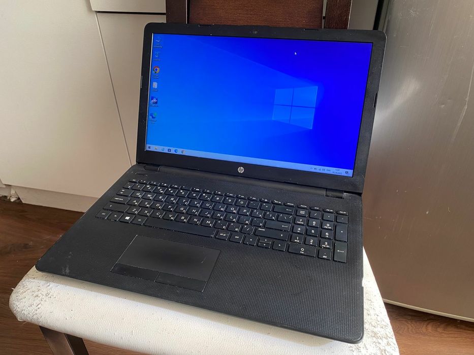 НР intel core i3-6006U + AMD Radeon