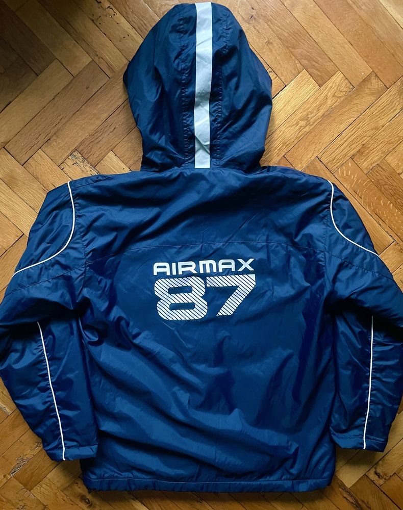 Оригинално спортно мъжко яке NIKE AIR MAX размер М
