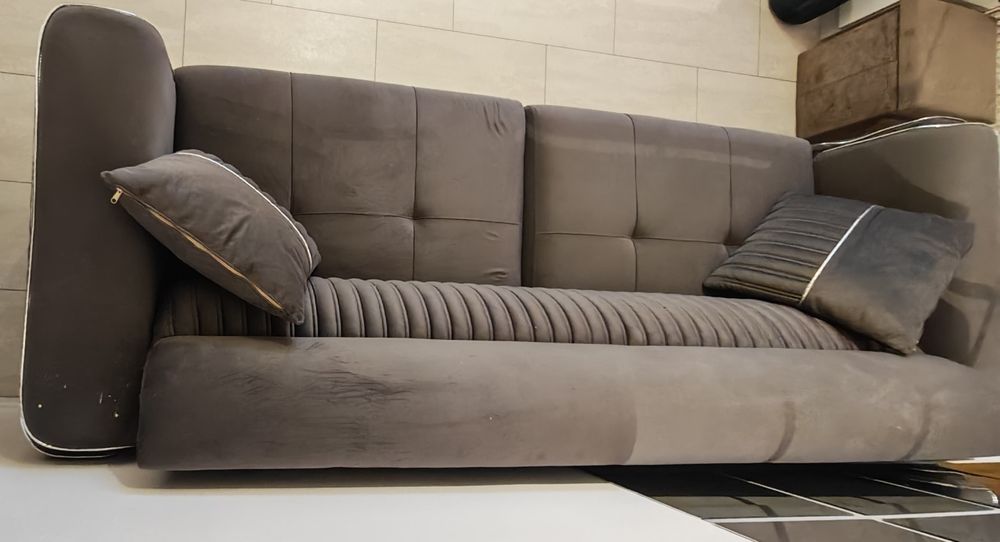 Canapea rabatabila solida-stare buna