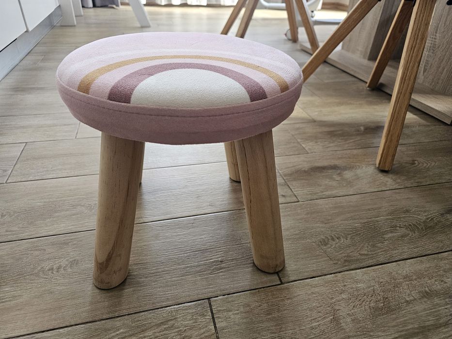 Детска табуретка