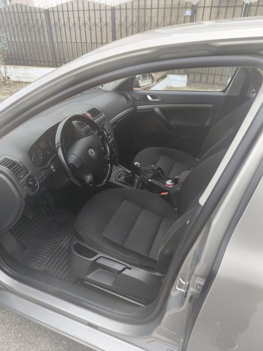 Skoda Octavia 2007 motor 1.9 motorină