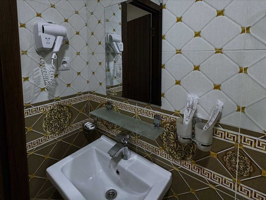 "СРОЧНАЯ ПРОДАЖА ГОРИТ‼️3209м2 Гостиница" Grand Turon Plaza" Мирабад‼️