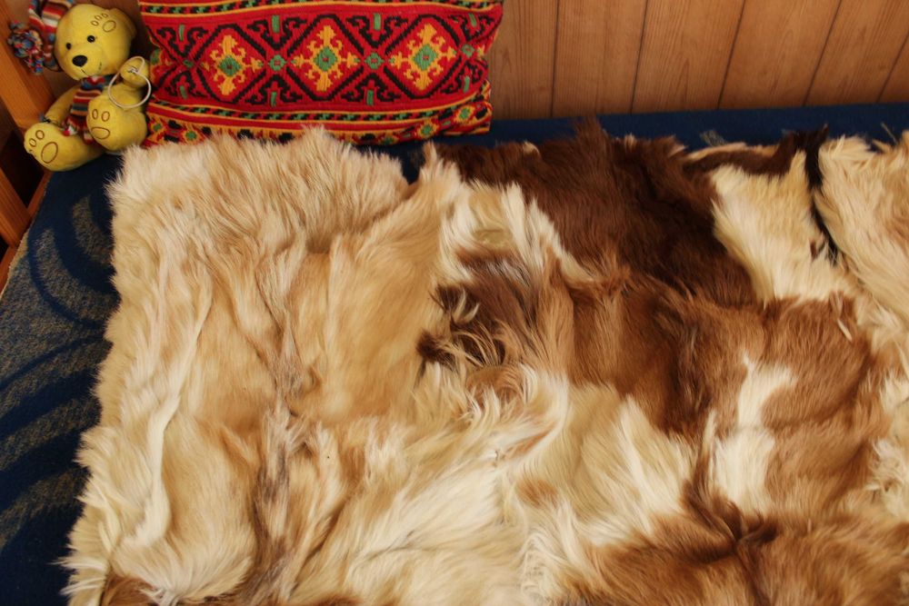 Естествени животински кожи за декорация