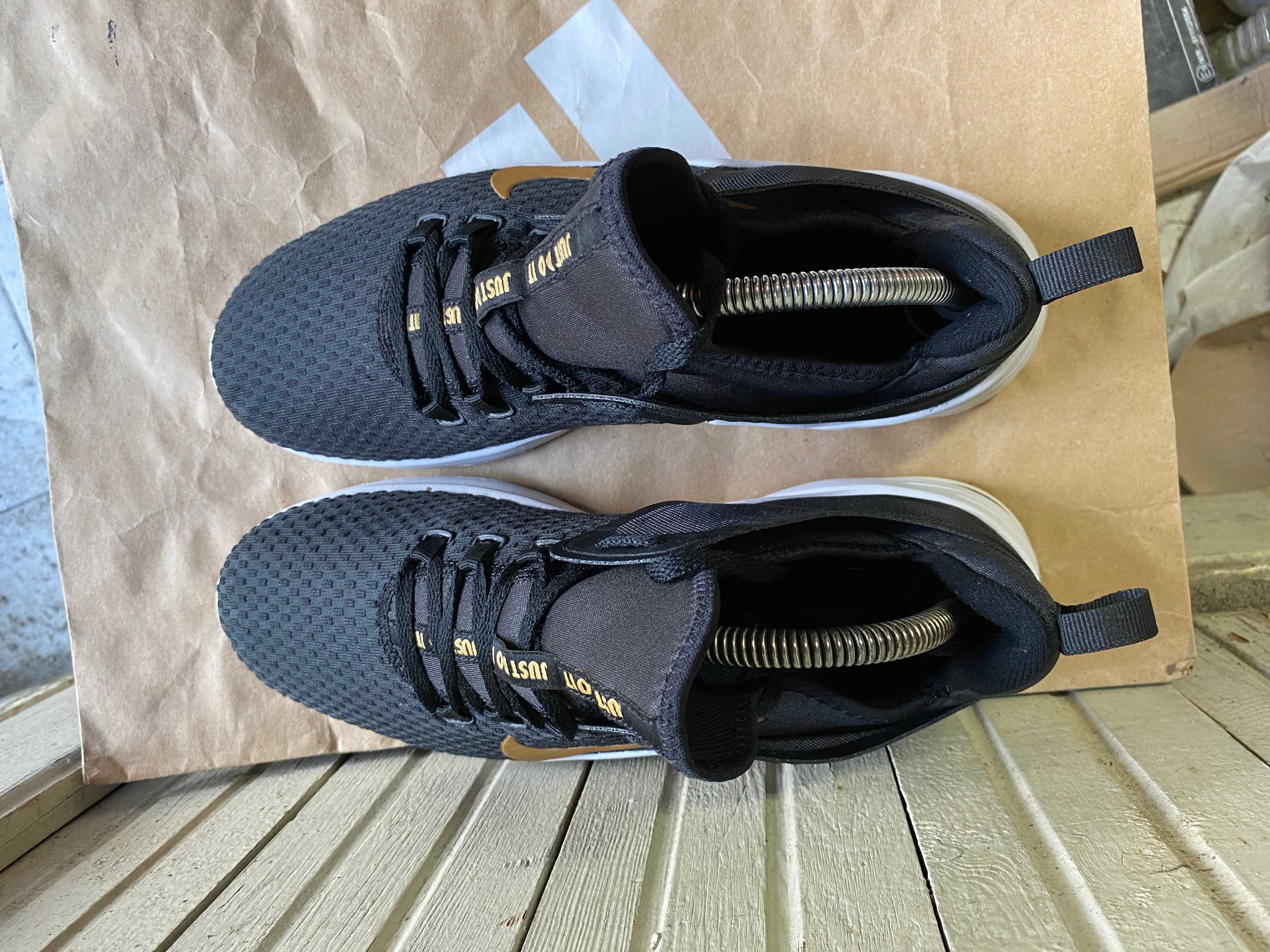 ''Nike Air Max Bella Tr 2''оригинални маратонки 42 номер
