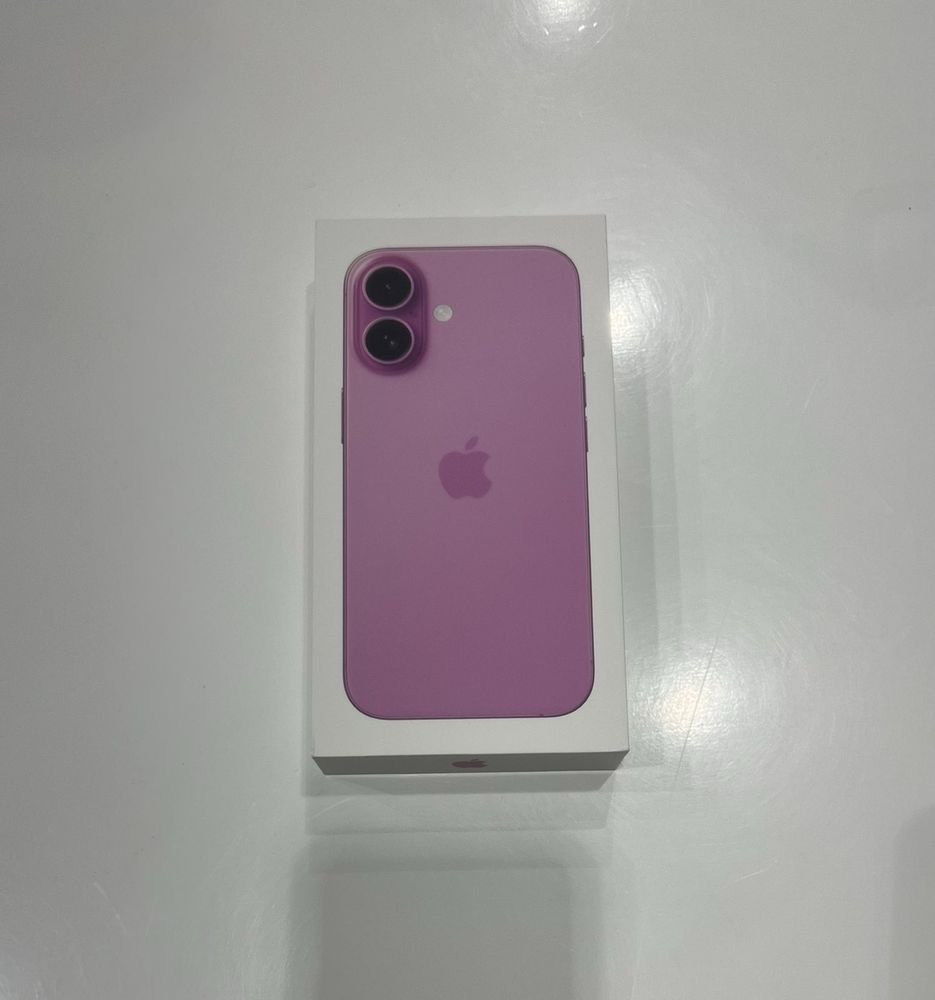 Apple - iPhone 16, 6.1'', 8GB/128GB нов с гаранция