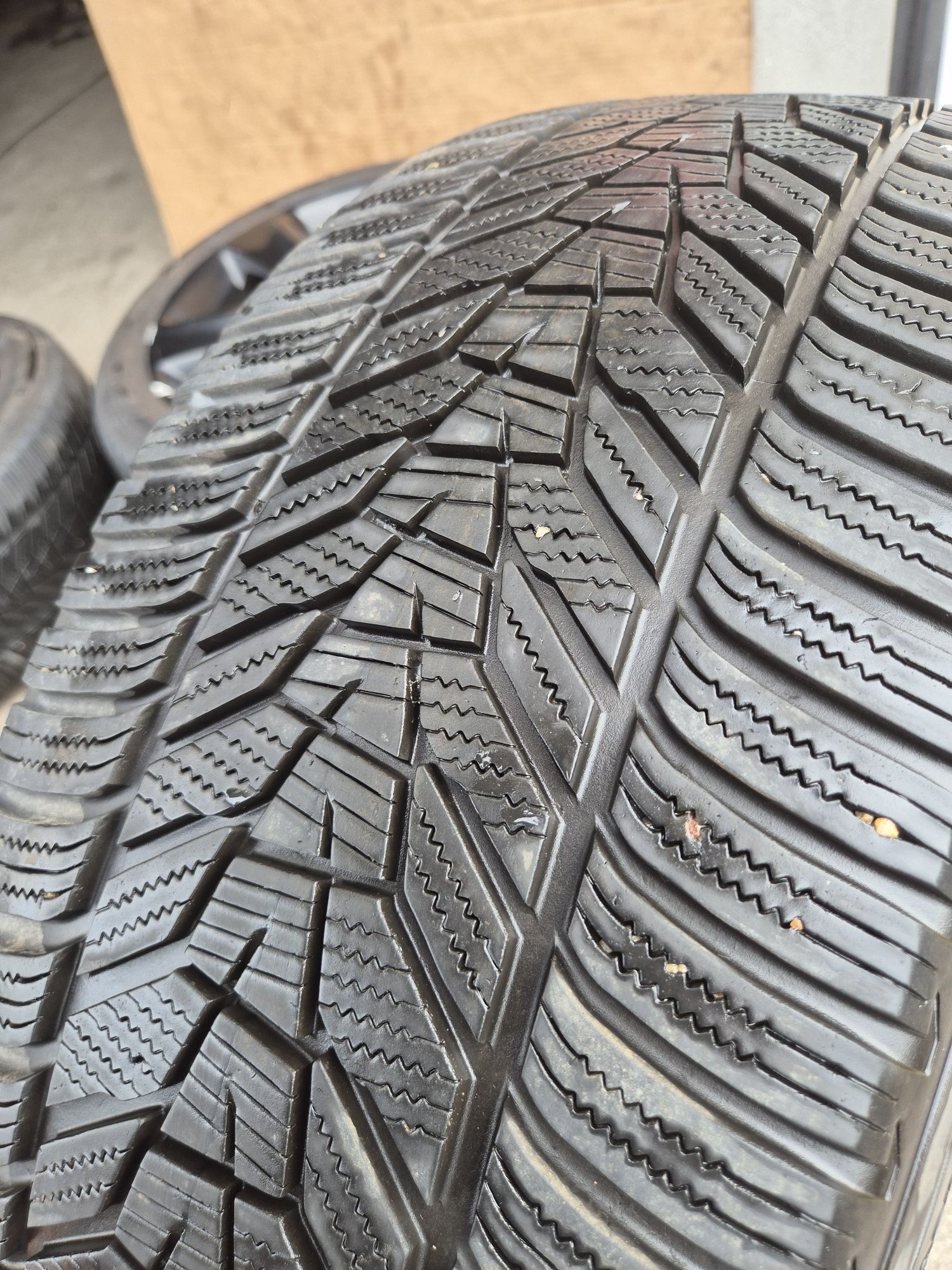 3бр. 265/45/21 гуми Hankook зимни 265 45 21