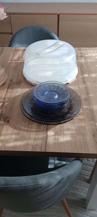 Съд и сервиз за торта лот