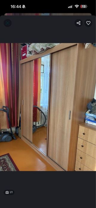 Продам срочно шкаф