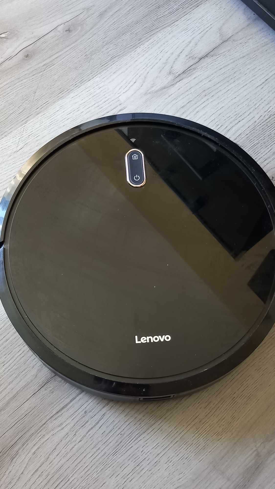 Продавам прахосмукачка робот Lenovo