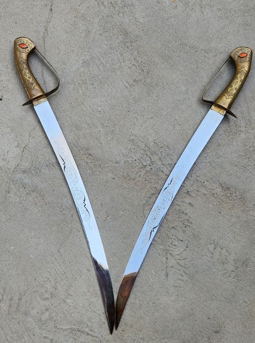 Продаётся сувенир