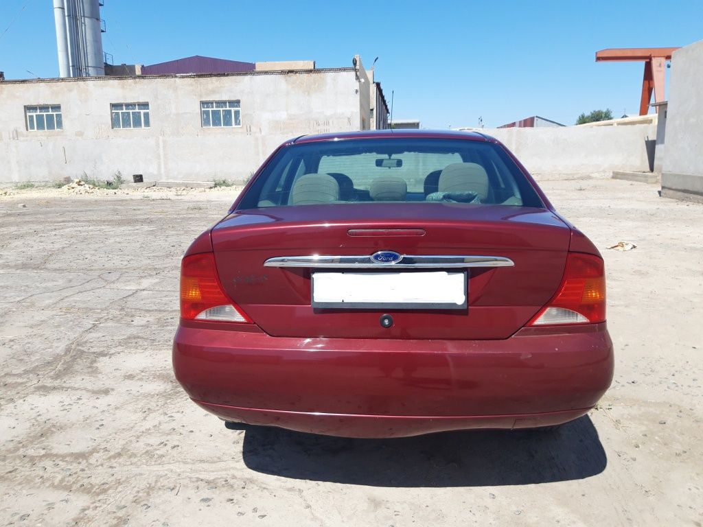 Продаётся FORD FOCUS