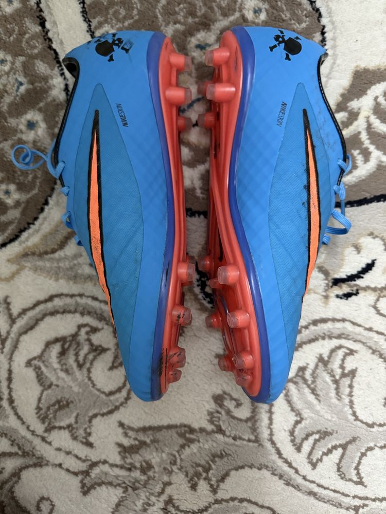 Продаётся бутсы Nike Hyper Venum