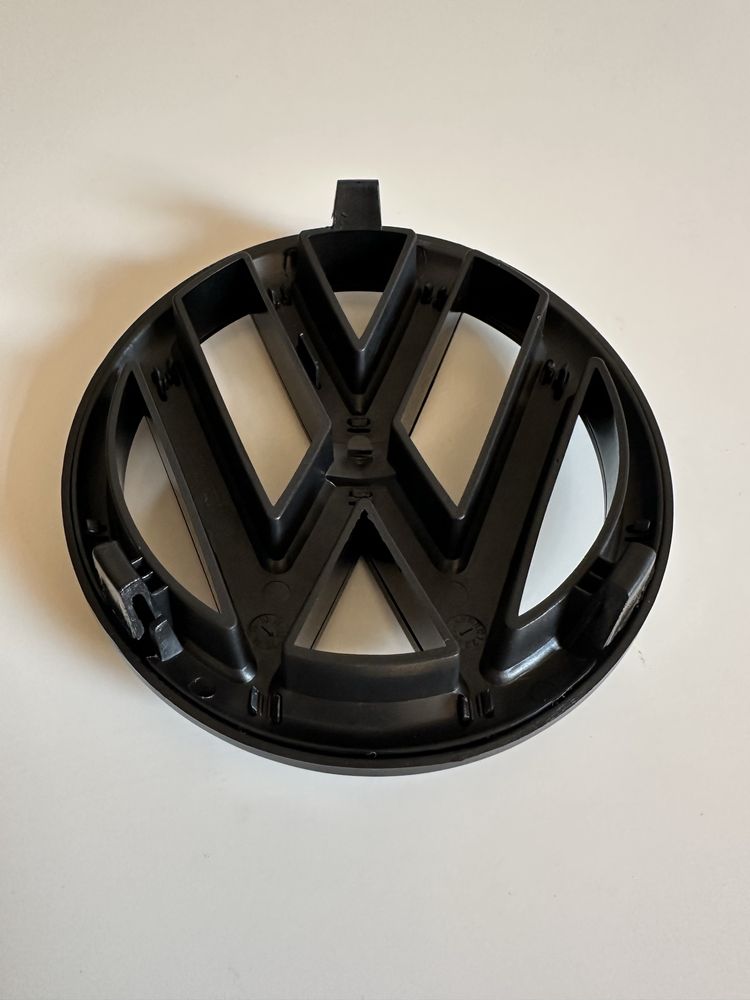 Черна емблема за VW Golf 6