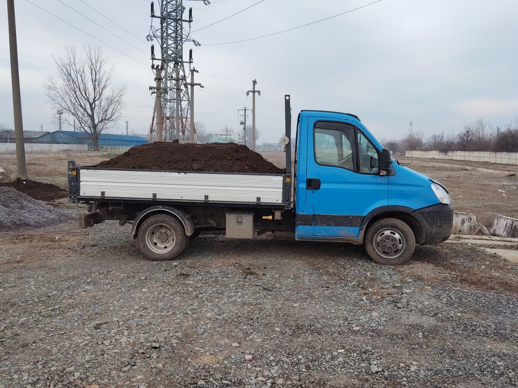 Pamint negru pt gradina închirieri buldoexcavator