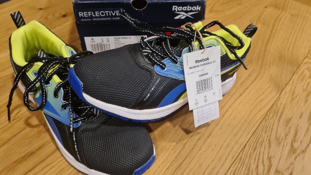 Reebok Durable XT  N 38  24.5 см.