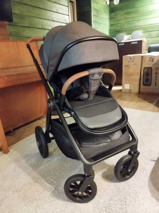 Детская прогулочная коляска Tomix Prime