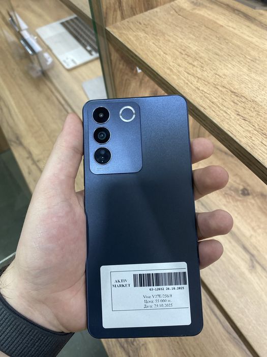 Vivo V27Е/256/8 от Актив Маркет