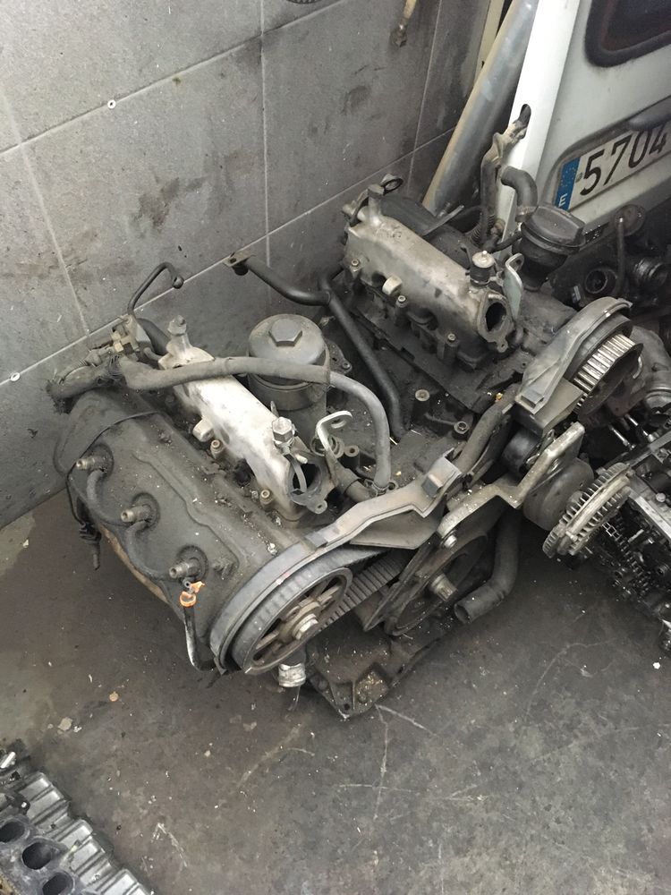 Motor Vw Passat 2.5 AKN