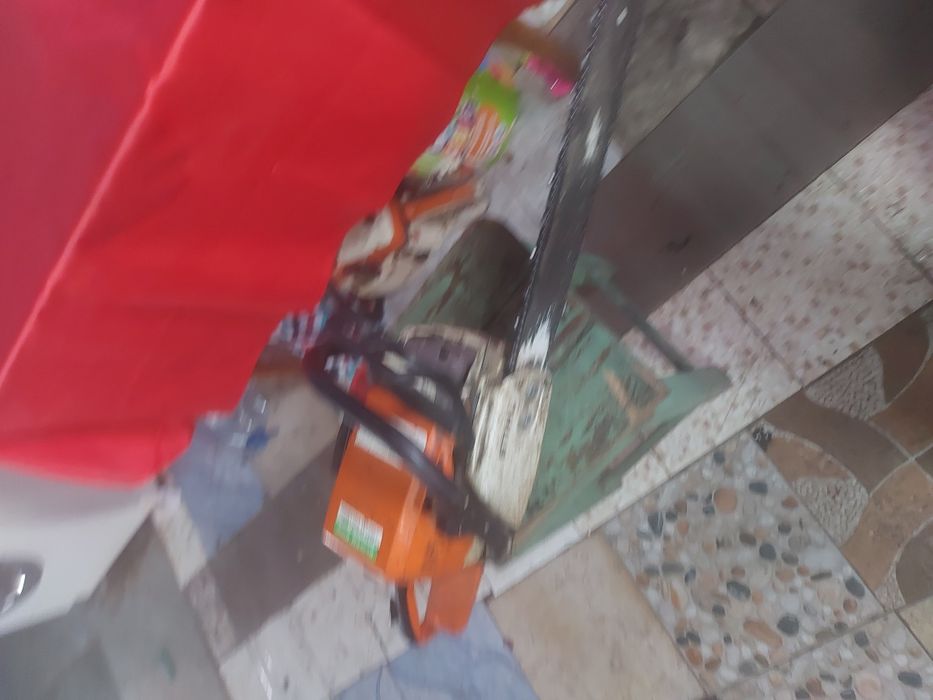 Vînd  drujba  stil în  stare de funcționare  fără  probleme