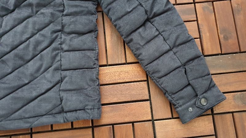 ПРОМО GUESS-S -Оригинално Мъжко зимно сиво яке