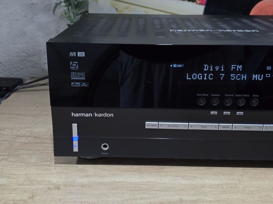 Reveiver HARMAN KARDON AVR-135 230, 6.1, multicanal ,stereo