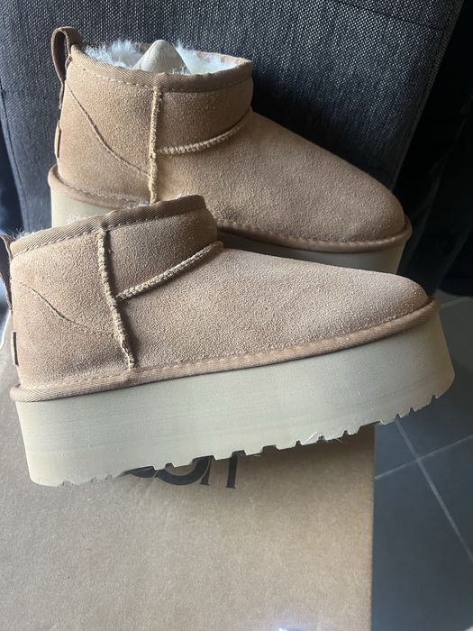 Чисто Нови Боти UGG