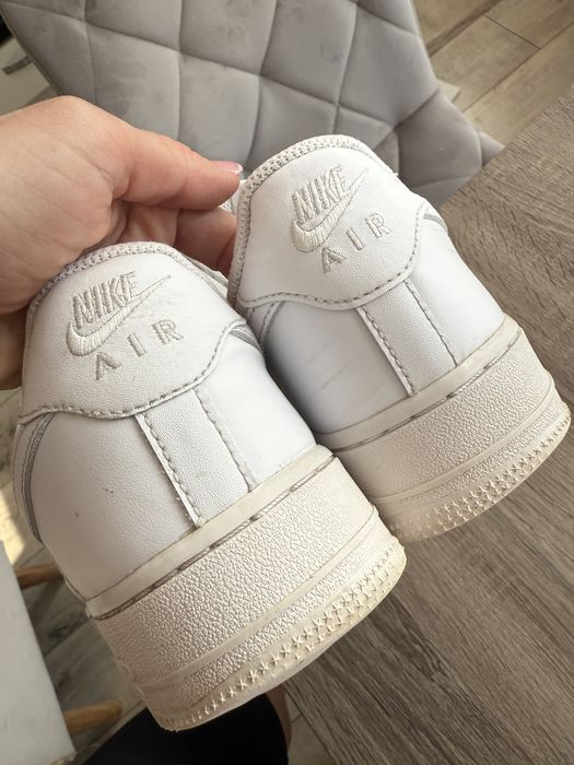 NIKE AIR FORCE номер 40  US7 UK6