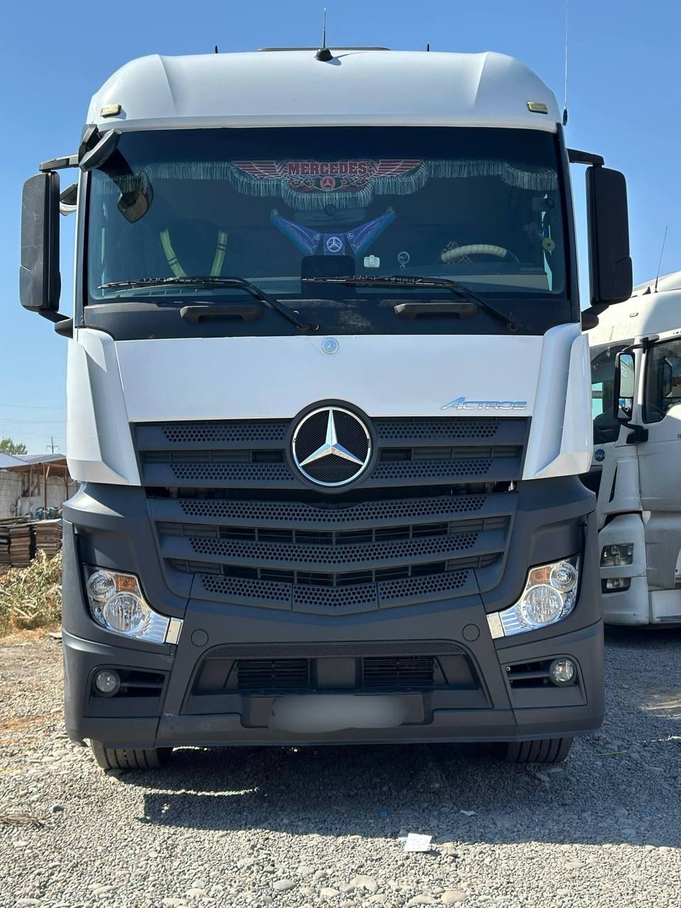 Mercedes Actros 1845 + KOGEL прицеп Сотилади