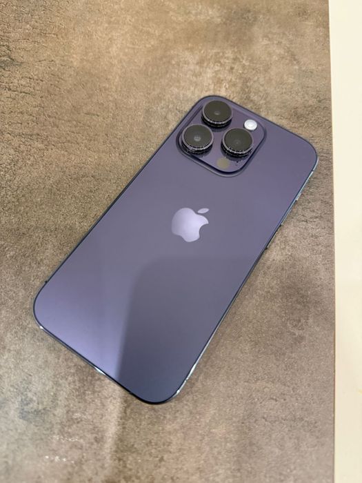 Продам Iphone 14 pro