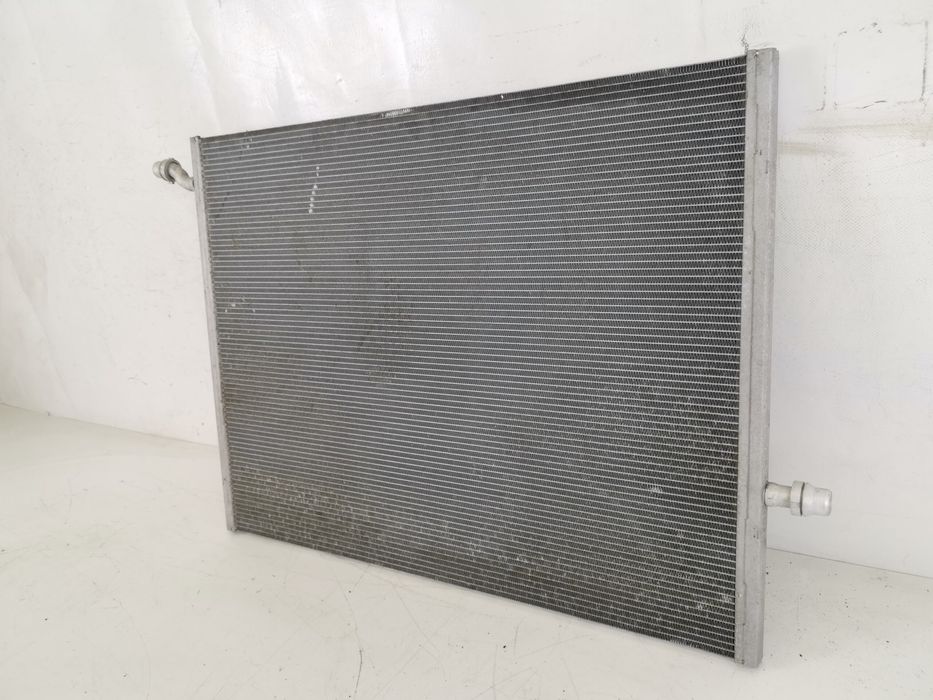 Воден радиатор Мерцедес-Бенц / Mercedes-Benz E-Class W213 Оригинален,