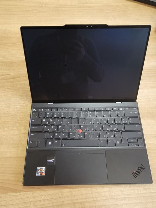 Lenovo ThinkPad Z13 Gen1 AMD Ryzen 7 PRO 6860Z 32/1TB OLED 2K 13.3