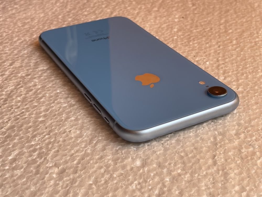 iPhone XR 64Gb Blue Neverlocked 92% viata bateriei