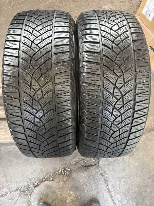 2x Anvelope iarna 215/55 R17 - GoodYear Ultra Grip Performance +