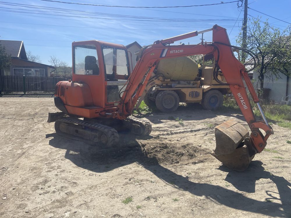 Mini excavator hitachi