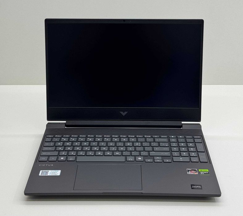 HP Victus AMD R7-7445HS/16GB DDR5/512GB SSD/RTX3050 6G/15.6' FHD IPS