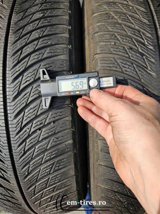 SET 4 Anvelope Iarna 225/60 R18 MICHELIN Pilot Alpin 5 ZP SUV 104H - R