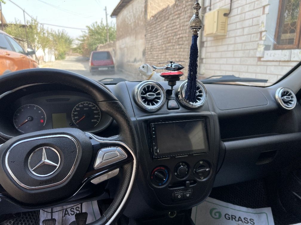 Lada Granta 2015
