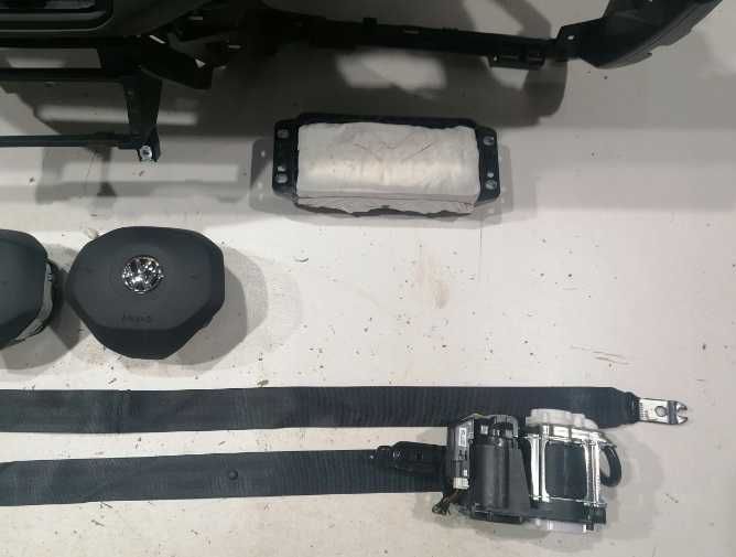 VW T-Cross - kit airbag - set centuri de siguranta - plansa de bord