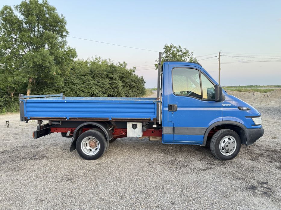 Iveco daily basculabil pe cutie -italia-