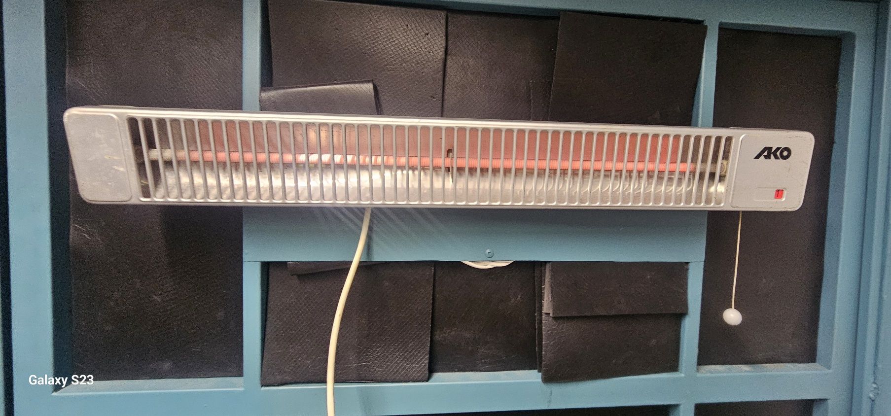 Radiator de perete