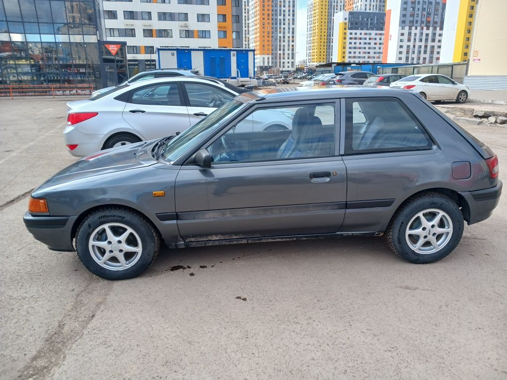 Mazda 323 bg 1991