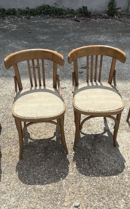 Продавам столове